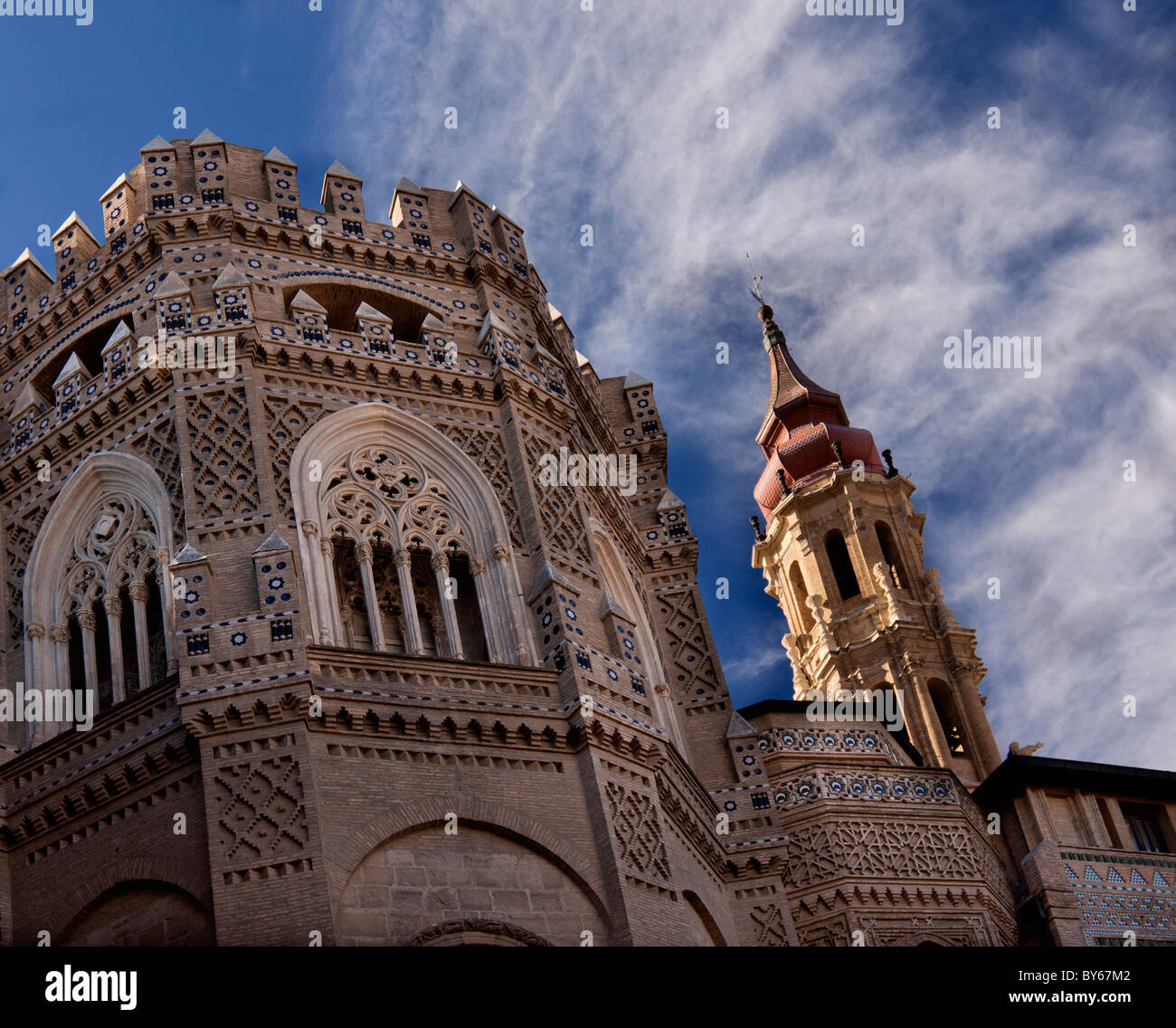 Mudejar-Stil-Turm (La Seo, Zaragoza) Stockfoto