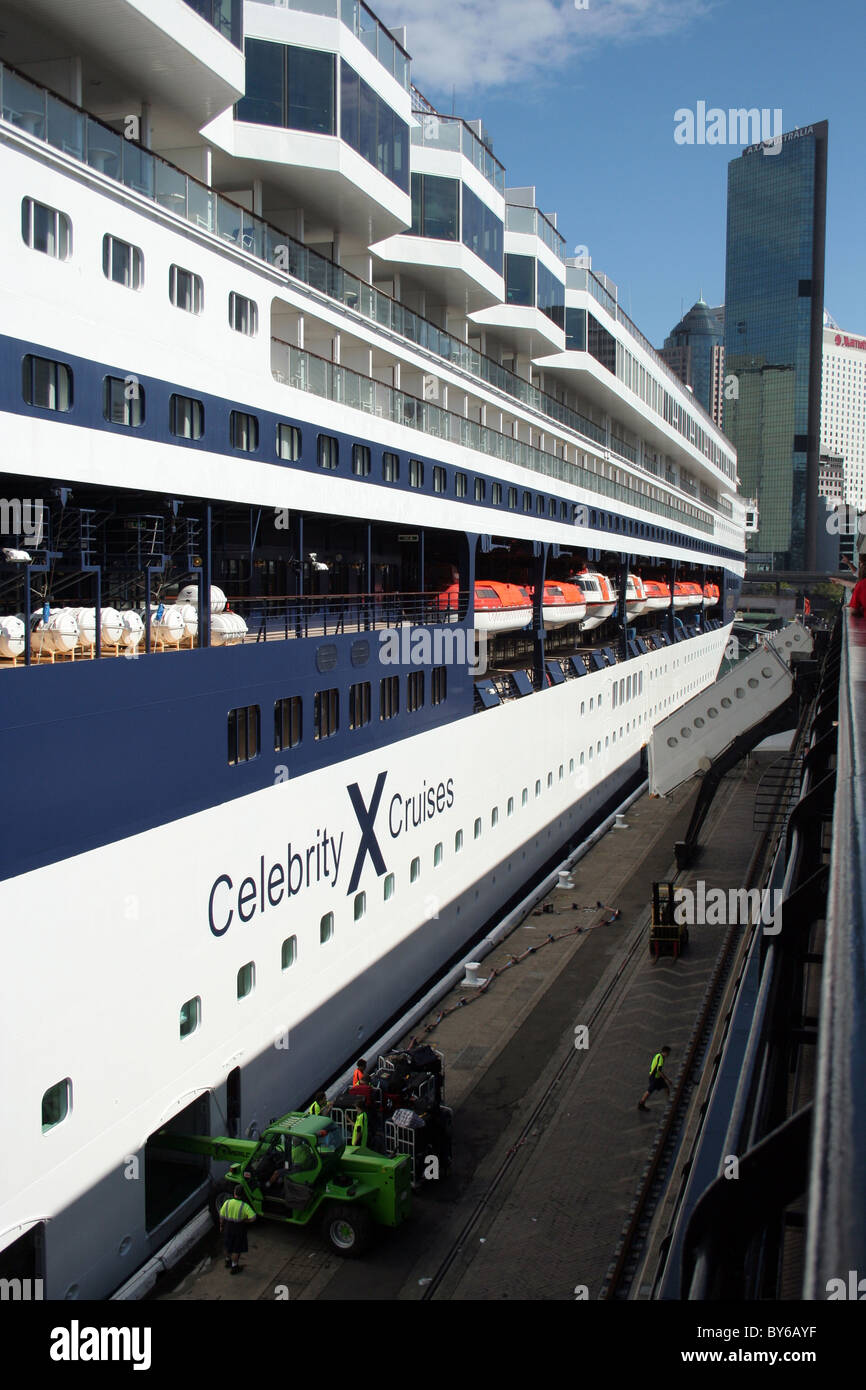 Den Ozean Liner "Celebrity Cruises" angedockt am Übersee Terminal am Circular Quay, Sydney, Australien Stockfoto