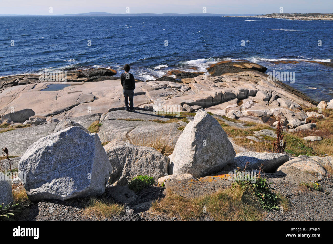 Granit-Küste in der Nähe von Peggys Cove of Nova Scotia, Kanada. Stockfoto