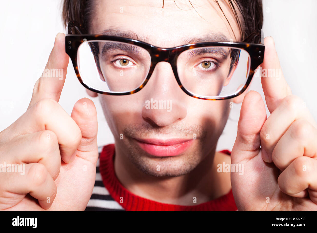 lustiges Gesicht Mann mit Brille Nahaufnahme Stockfoto