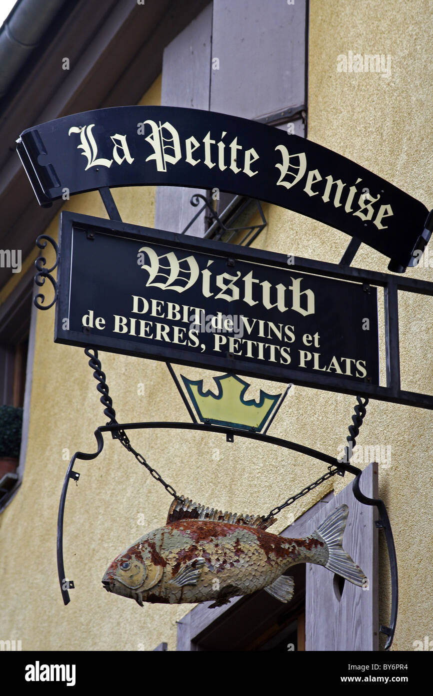 Elsass-Route Colmar Frankreich "Kleines Venedig" Bereich Fachwerkhäuser Restaurant Café Zeichen Stockfoto