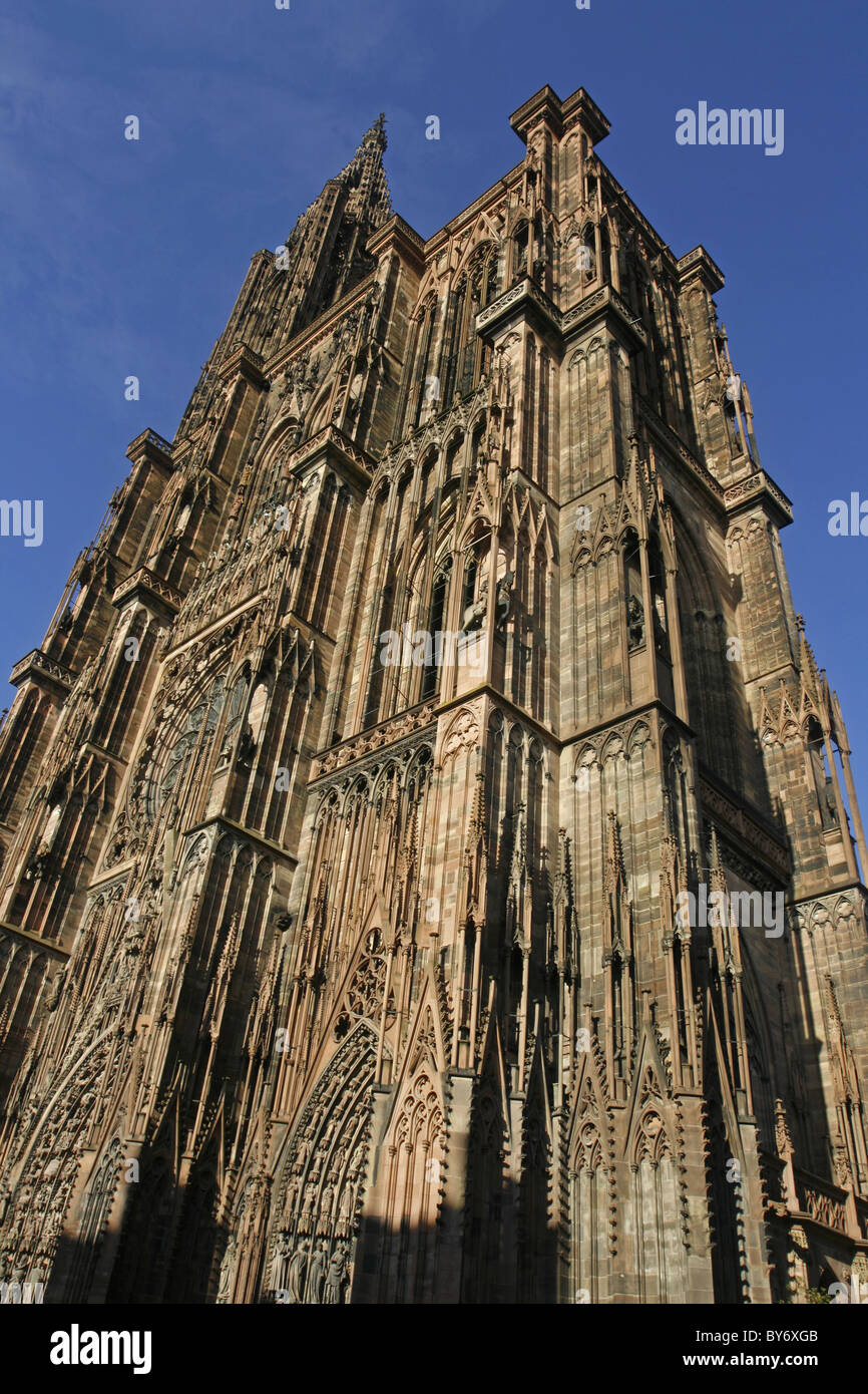 Frankreich Elsass Straßburg Notre Dame Kathedrale gotische Fassade der Kirche detail Stockfoto