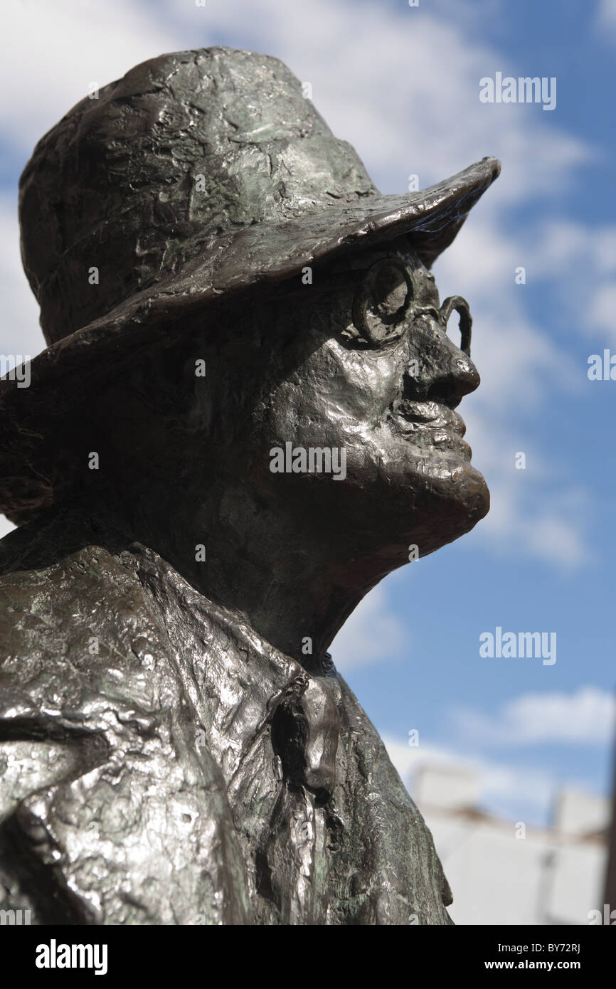 Statue von James Joyce, O' Connell Street, Dublin, County Dublin, Irland Stockfoto