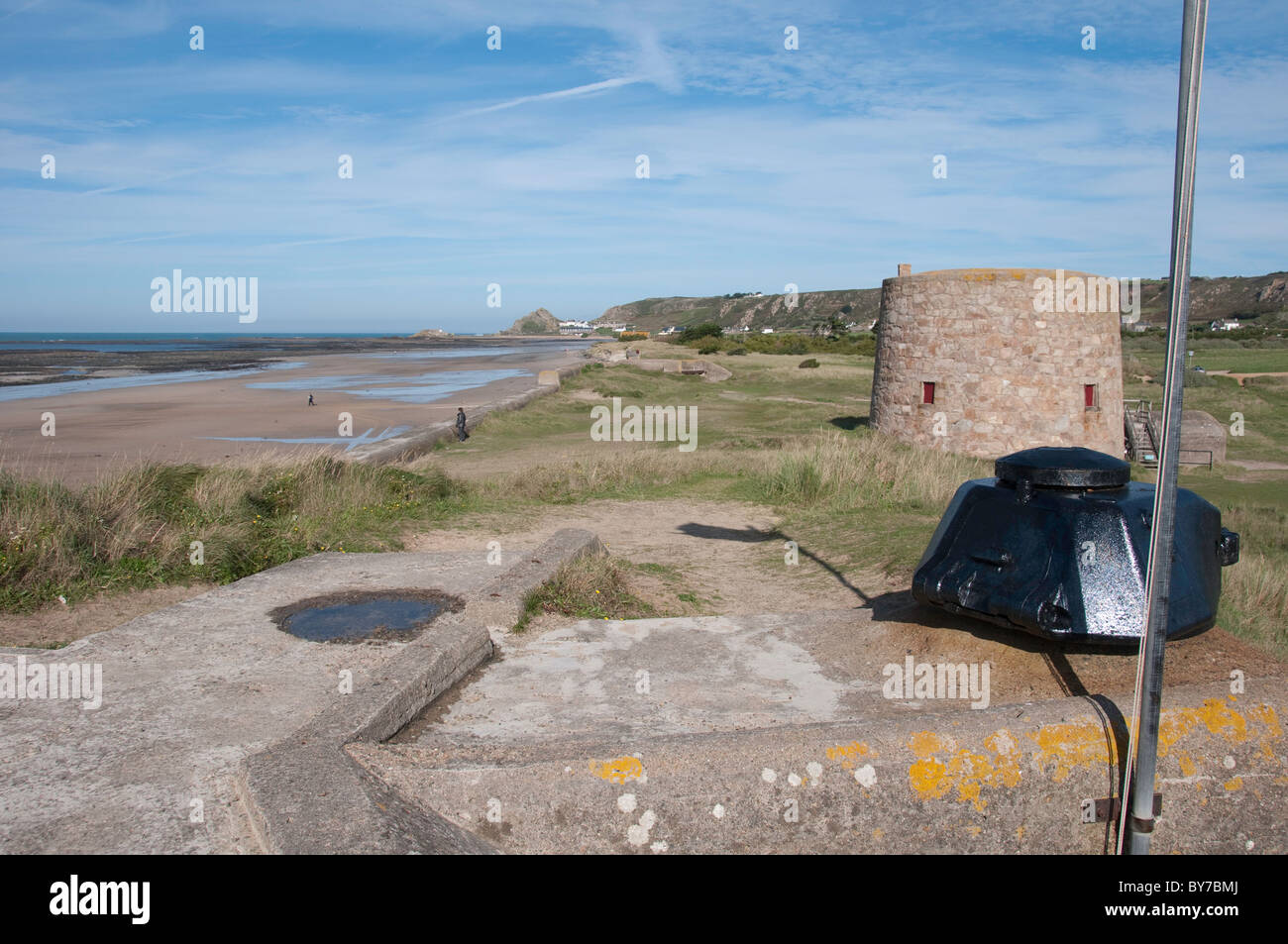 Oben auf den deutschen Bunker WW2 Military Museum, St Ouens Bay, Jersey Stockfoto