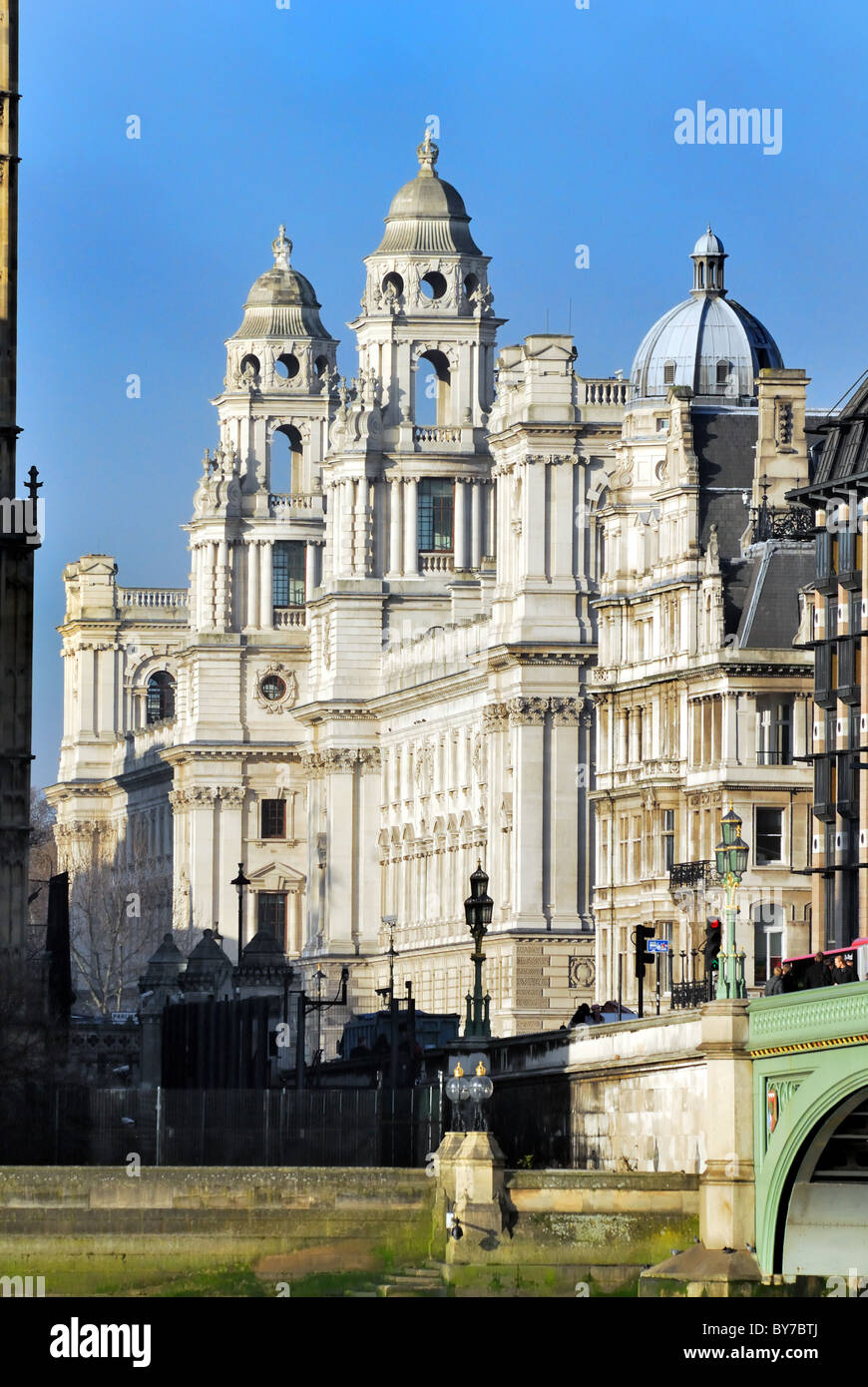 Britische Staatskasse Gebäude im Zentrum von London Stockfoto