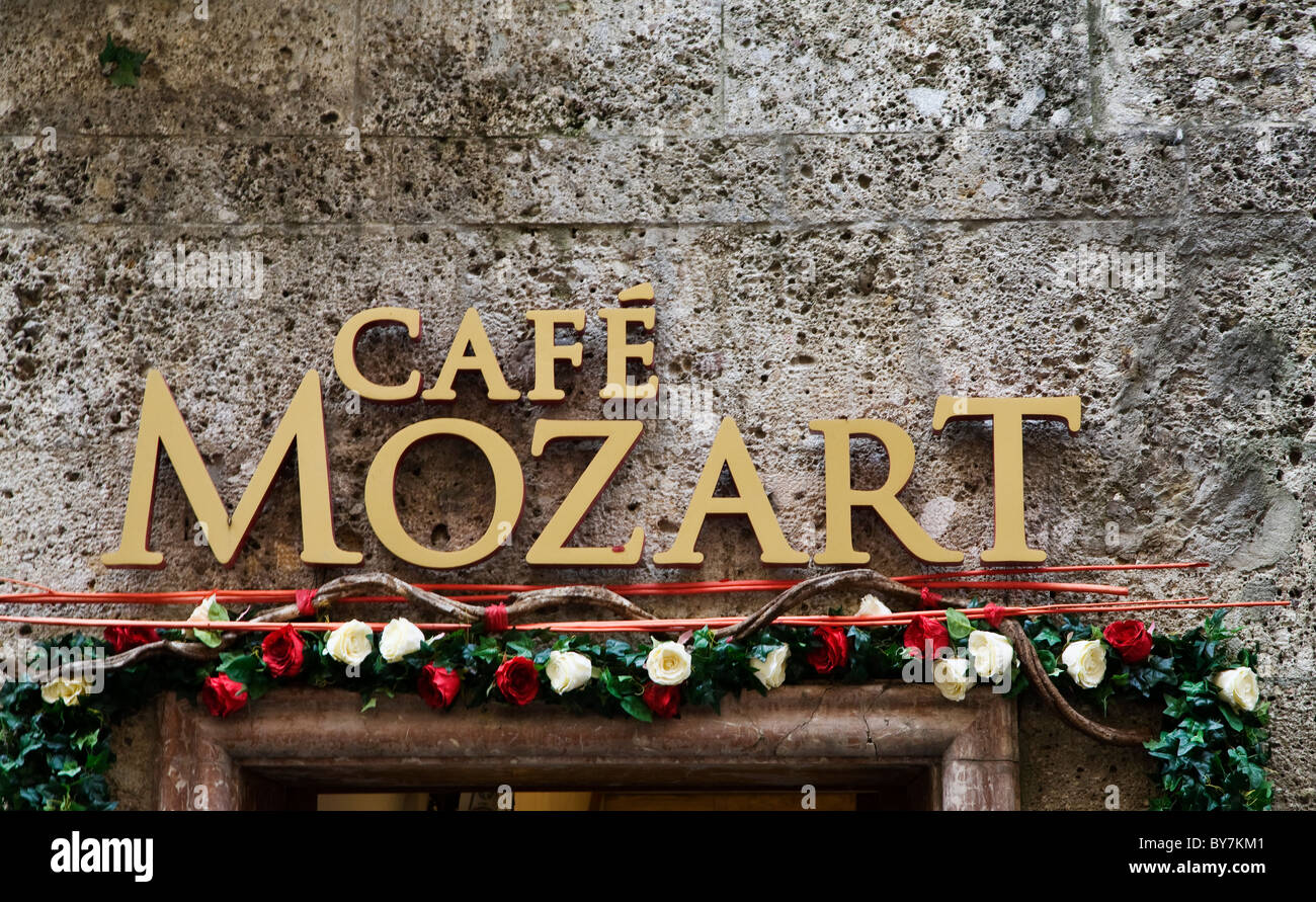 Mozart ist ein gemeinsames Thema in Salzburg, Österreich. Stockfoto