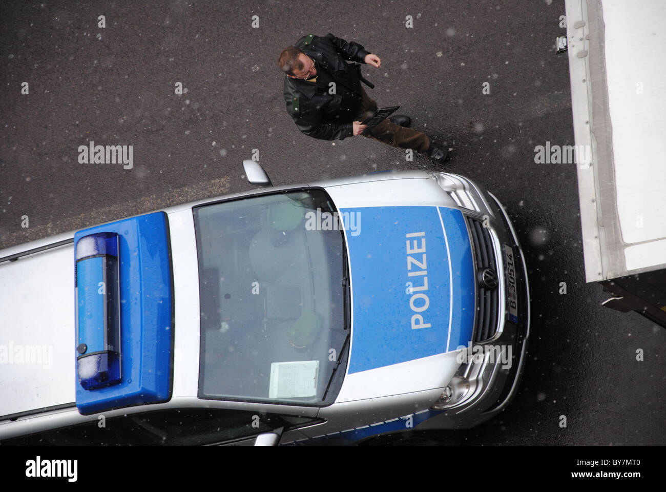 Deutscher Polizist in Berlin Stockfoto