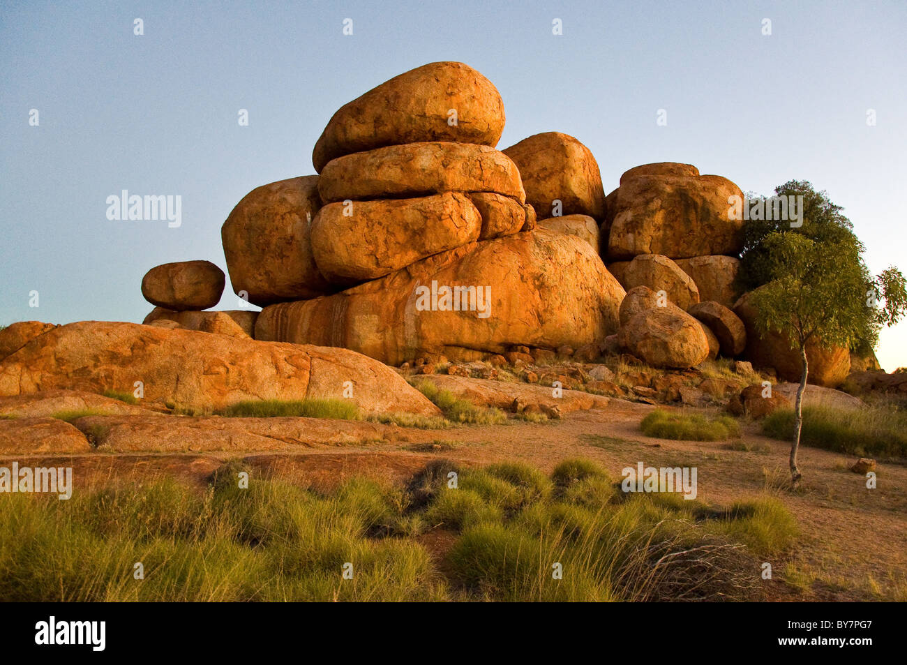 des Teufels Murmeln, im australischen outback, Nordterritorium Stockfoto