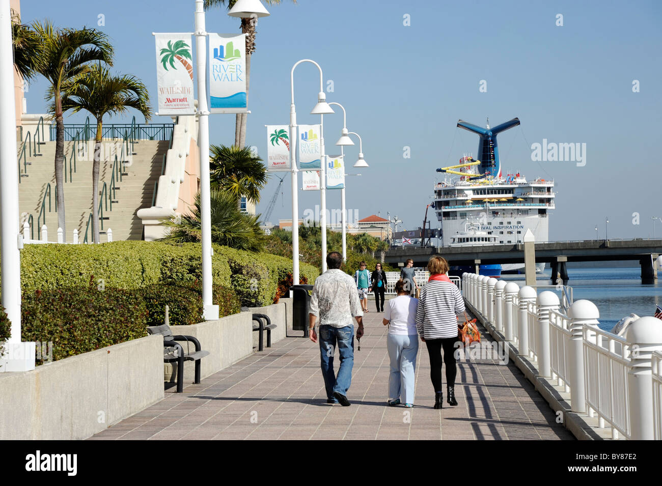 Die Innenstadt von Tampa Rivewalk Bezirk Florida im Herzen der Stadt am Fluss Hillsborough Stockfoto
