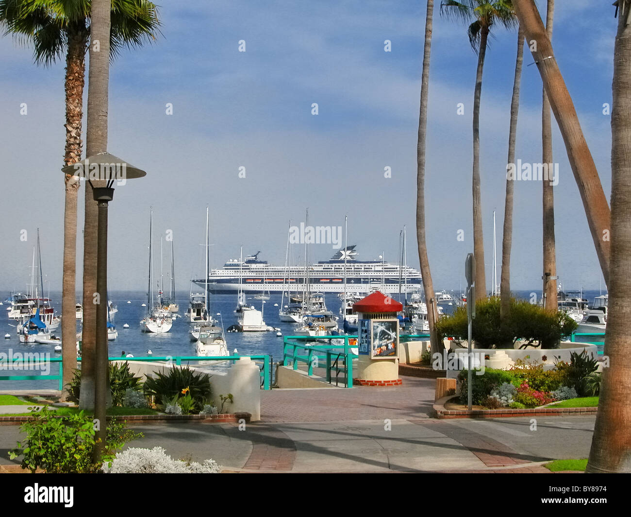 Die Hafenpromenade in Avalon, Santa Catalina Island, Kalifornien, USA. Stockfoto