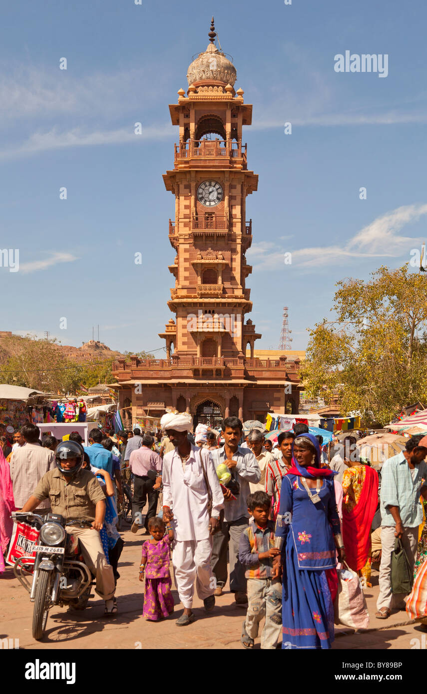 Indien, Rajasthan, Jodhpur, Sadar Markt und Clock tower Stockfoto