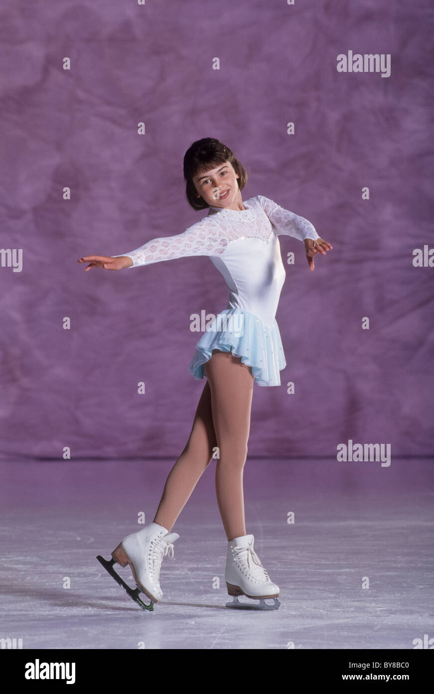 Junge weibliche Abbildung Skater. Stockfoto