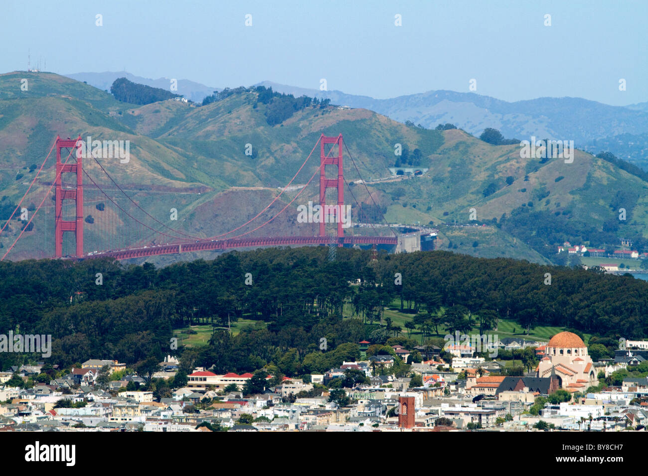 Golden Gate Bridge und wohnen in San Francisco, Kalifornien, USA. Stockfoto