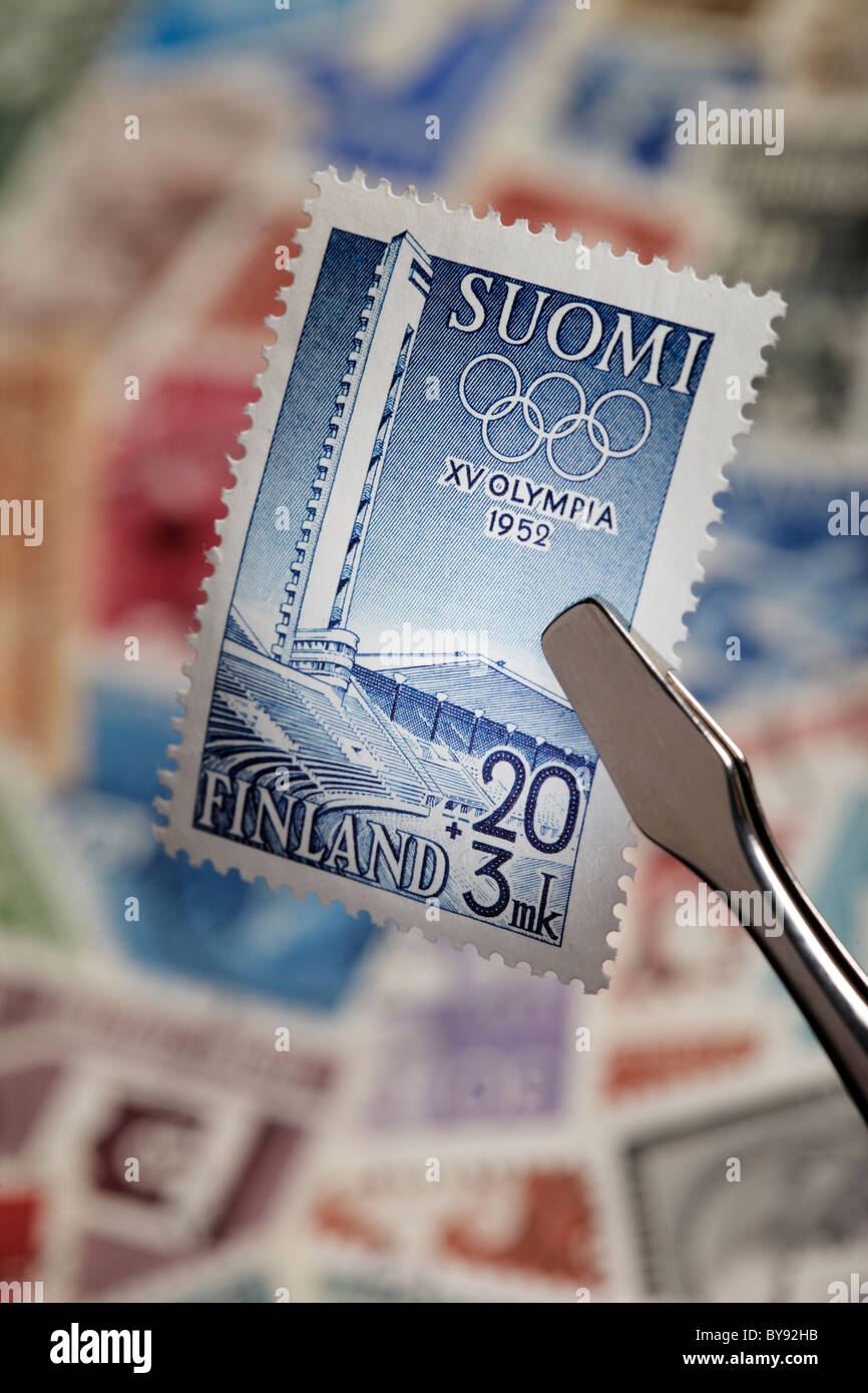 Finnische Sonderbriefmarke von 1952. Olympische Sommerspiele in Helsinki. Stockfoto