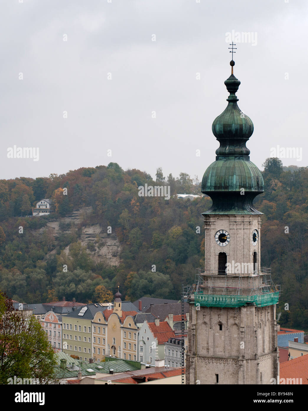 Turm der Kirche in Burghausen, Bayern, Deutschland, Europa Stockfoto