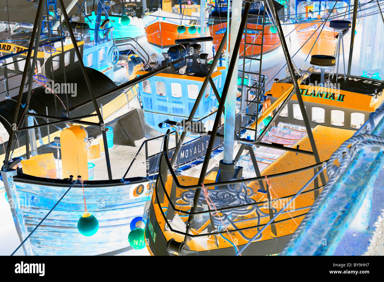 Digital manipulierte Bild von Fischerbooten, Bridlington Harbour, Yorkshire, England Stockfoto