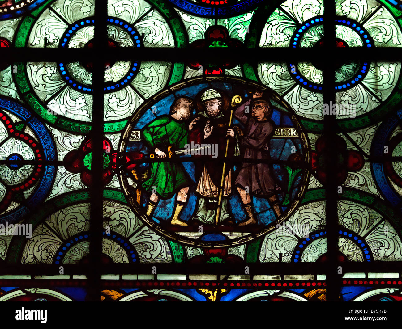 Canterbury Kathedrale von Canterbury Kent England Buntglasfenster zeigt das Martyrium des Heiligen Thomas Becket Stockfoto