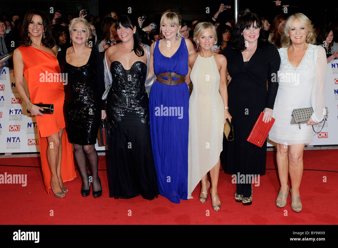 Lose Frauen besucht den National Television Awards bei 02, London, 26. Januar 2011. Stockfoto