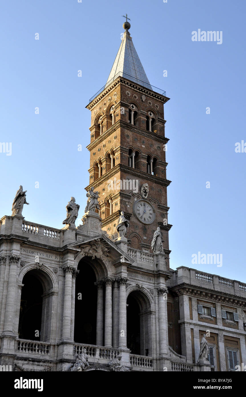 Vestibül und Bell tower, Basilika Santa Maria Maggiore, Rom, Latium, Italien, Europa Stockfoto