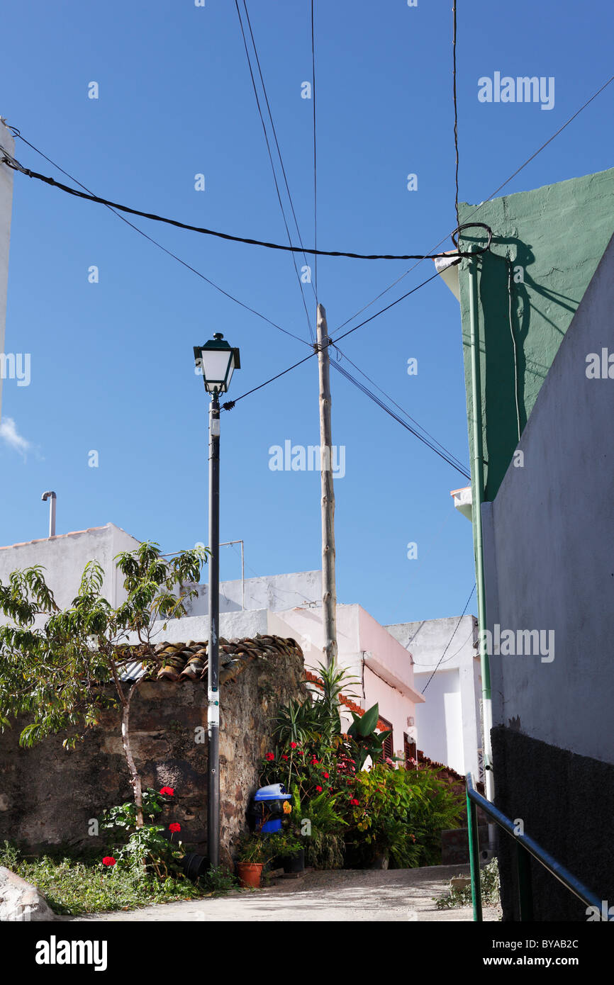 Strom und Telefon Linien in das Dorf Macayo in der Nähe von Vallehermoso, La Gomera, Kanarische Inseln, Spanien, Europa Stockfoto
