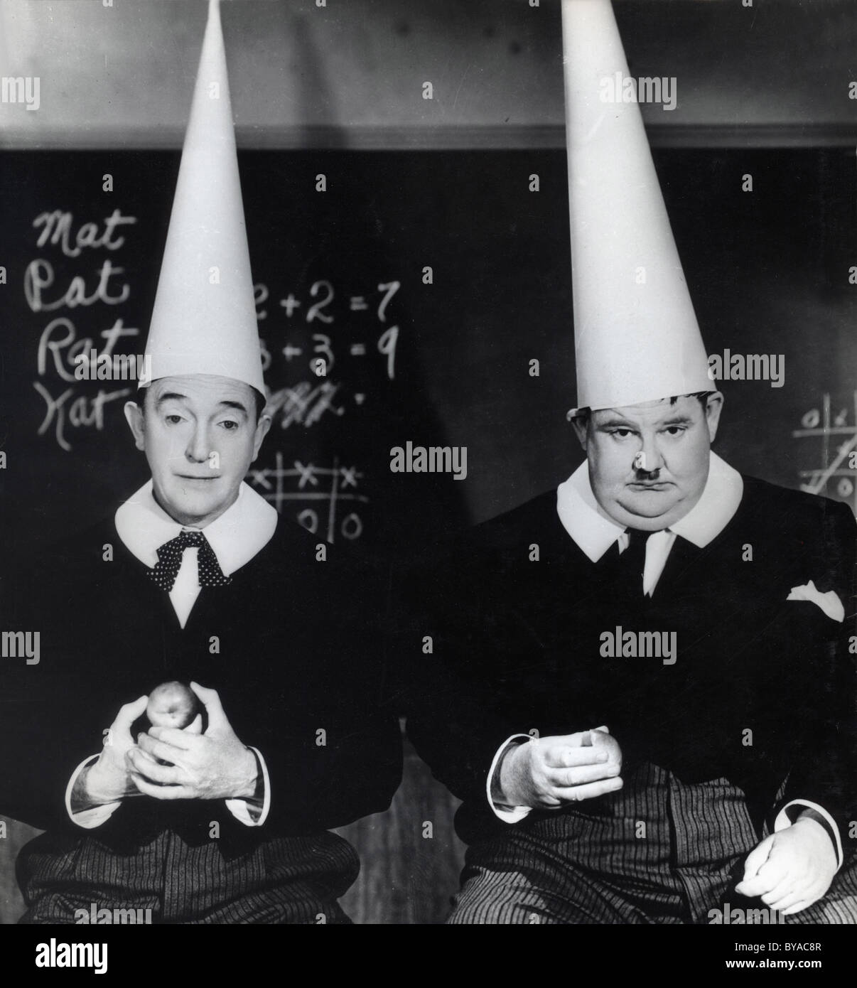 Ein Holzklotz an Oxford Jahr: 1940 USA Regie: Alfred Goulding Stan Laurel, Oliver Hardy Stockfoto
