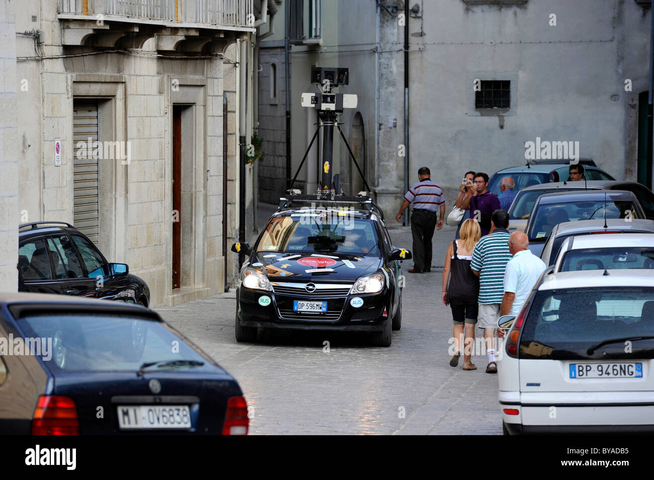 Google Street View Auto mit einer Spezialkamera, Trivento, Region Molise, Italien, Europa Stockfoto