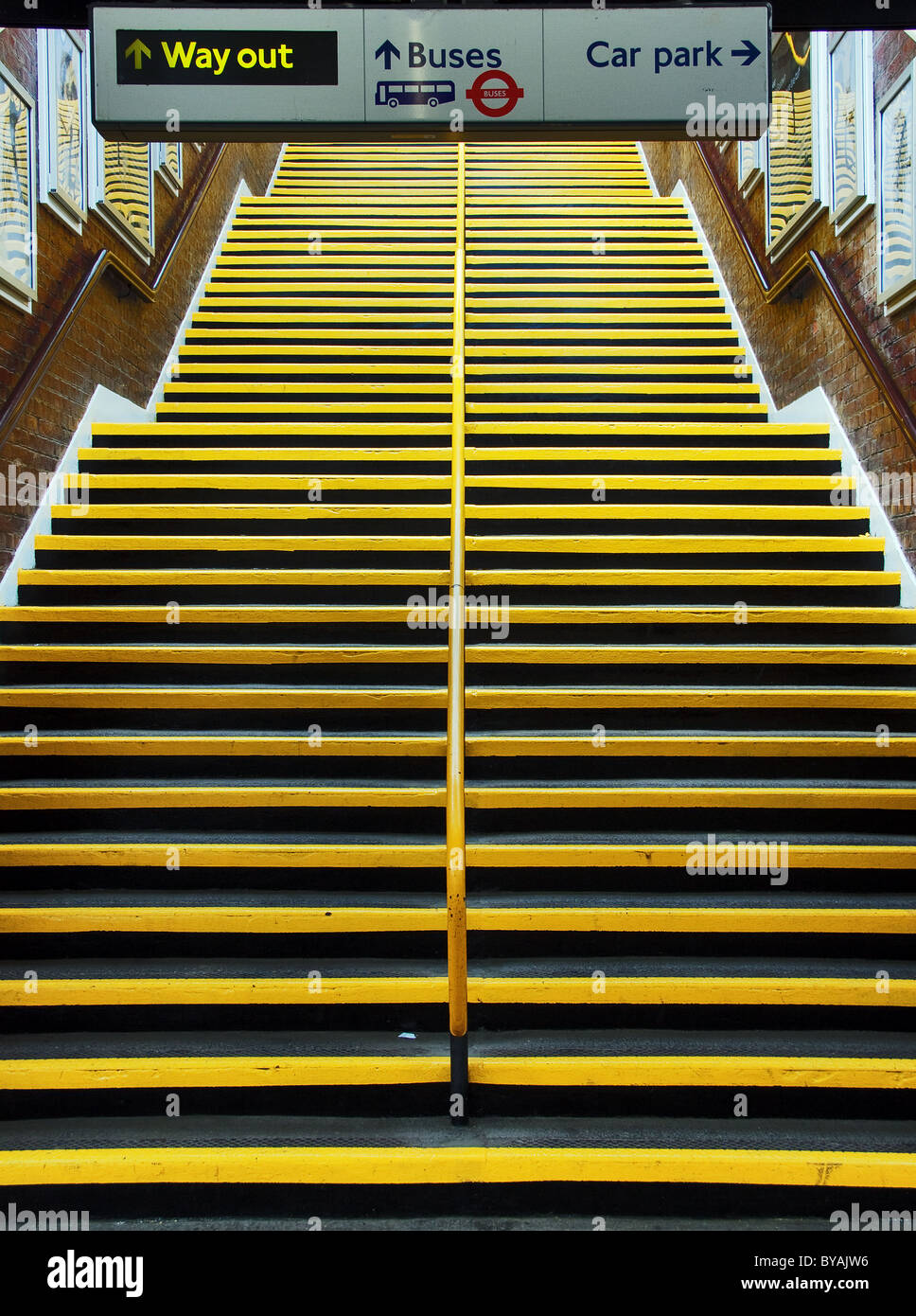 Lange Treppe am Rohr Stanmore, Middlesex, England, UK, Europa Stockfoto