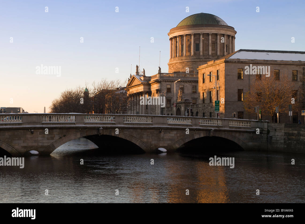 Die berühmten Gerichtssaal Gebäude von vier Courts in Dublin, Irland. Stockfoto