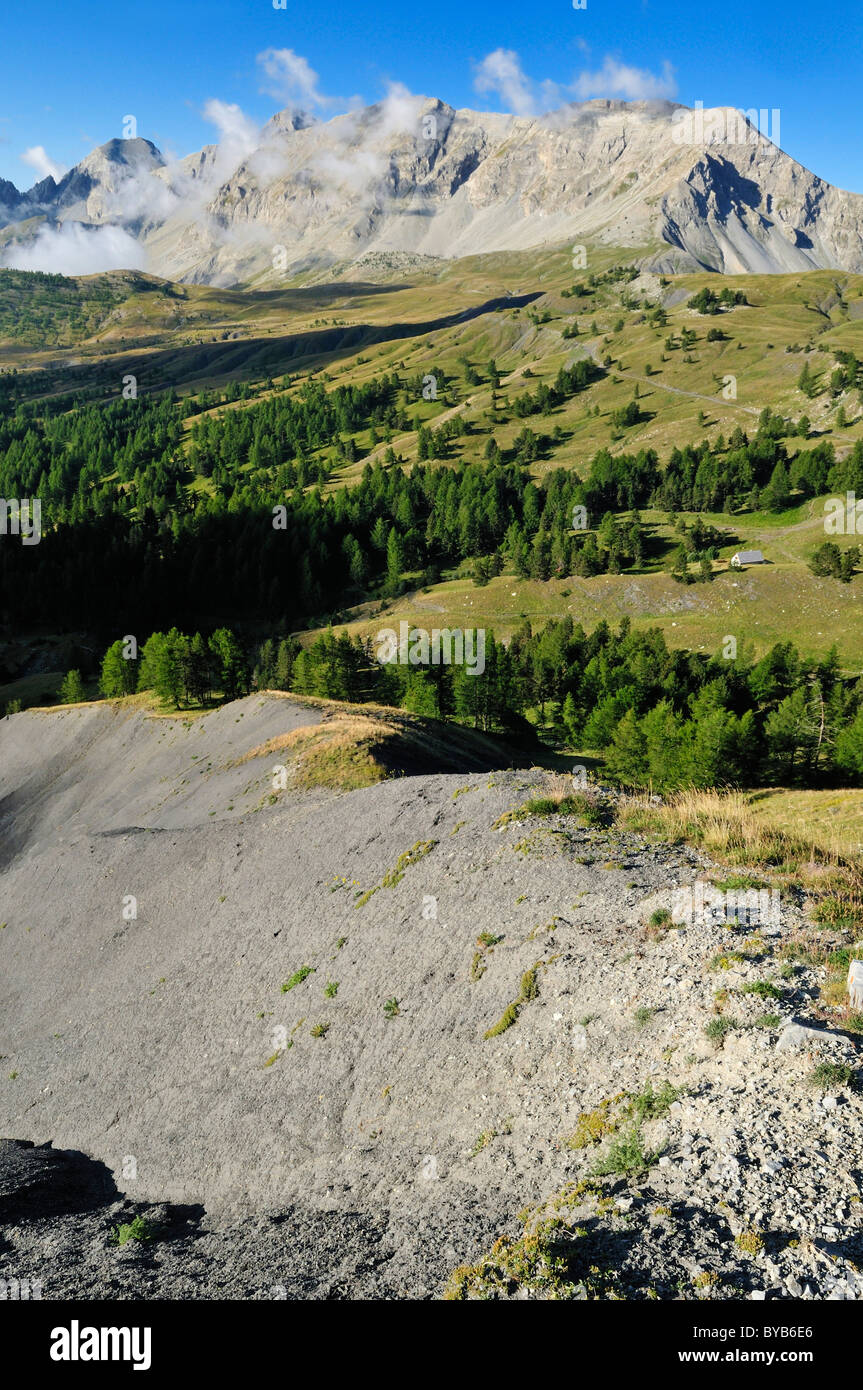 Panorama über den Col des Champs, Nationalpark Mercantour, Haute Verdon Berge, Alpes de Haute Provence, Frankreich Stockfoto
