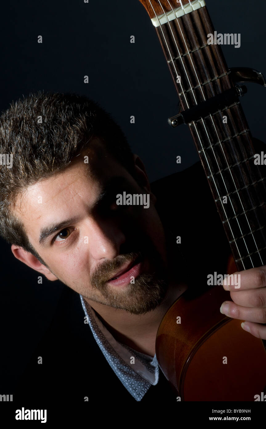 Flamenco-Gitarrist, Musik, Flamenco, Gitarrist, Gitarre, Straße, Performer, Roma-Zigeuner Stockfoto