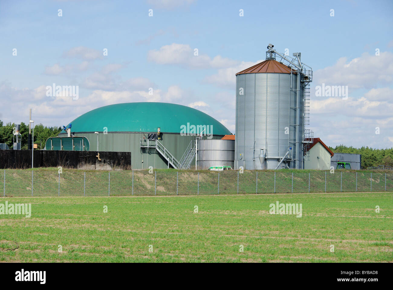 Biogasanlage - Biogas-Anlage 70 Stockfoto