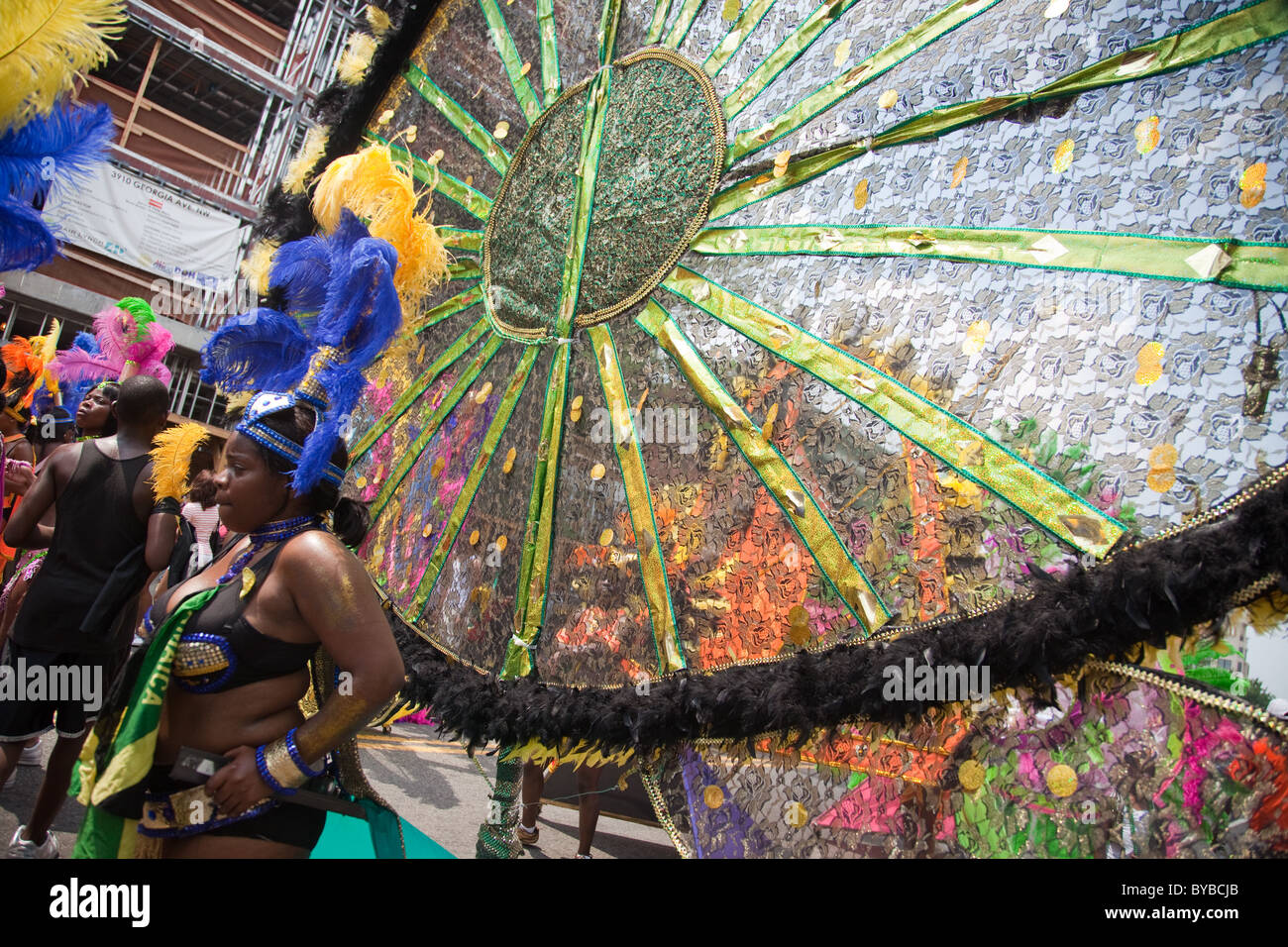 Ins Leben gerufen durch eine große karibische Parade mit Tänzern, findet DC karibischen Karneval jährlich in Washington, D.C. statt. Stockfoto