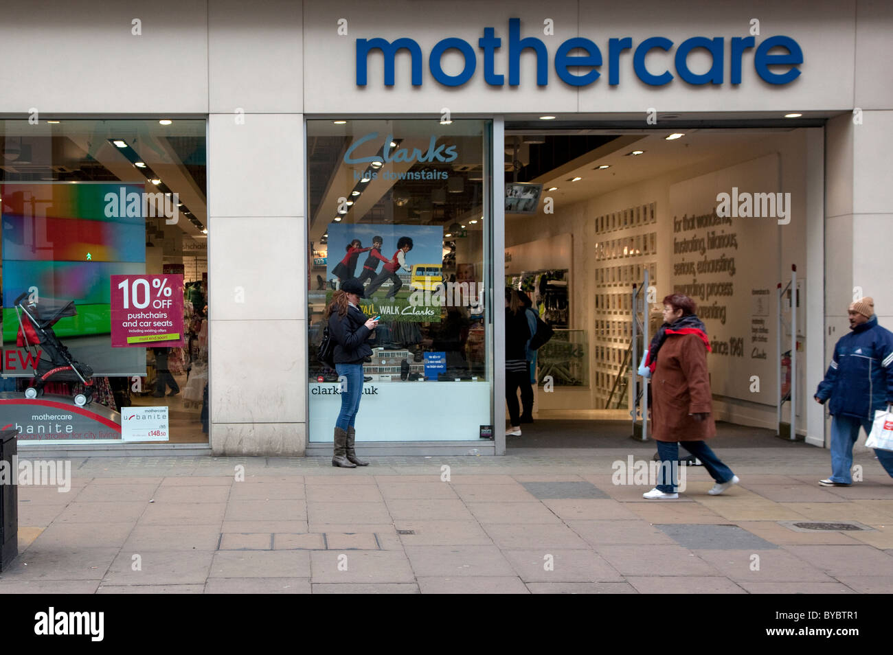 Filiale von Mothercare, Oxford Street, London Stockfoto