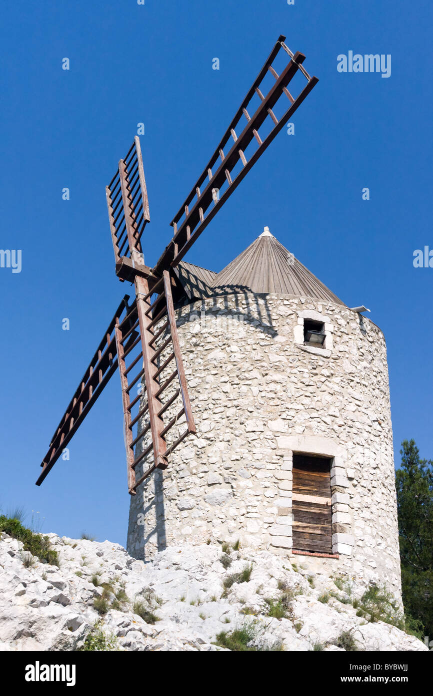 Windmühle der Provence in Marseille, Frankreich Stockfoto
