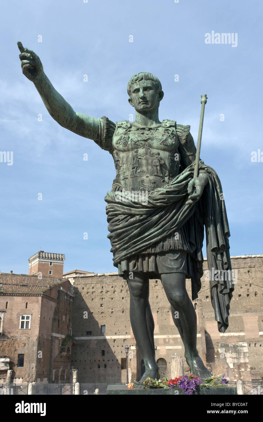 Rom, Italien. BronzeStatue des römischen Kaisers Octavian Augustus