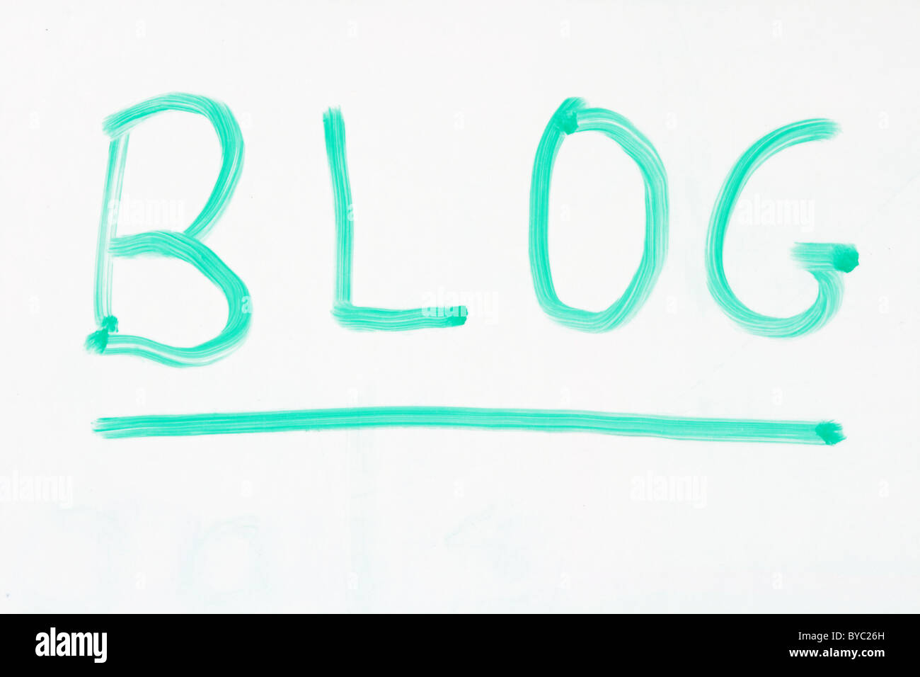 Blog geschrieben auf einem Whiteboard mit einer grünen Markierung Stockfoto
