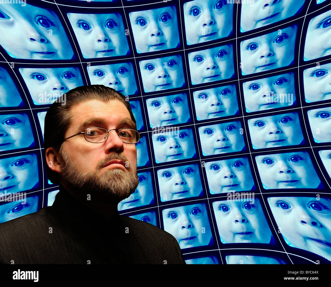 Orwellschen Charakter umgeben von bläulich-video-Bildschirme von Babys Stockfoto