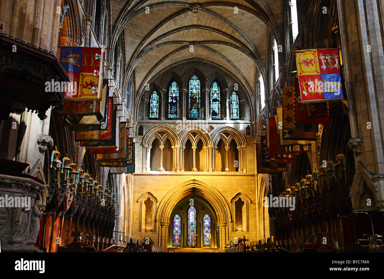 Fahnen, die St. Patrick Kathedrale Dublin Irland Stockfoto