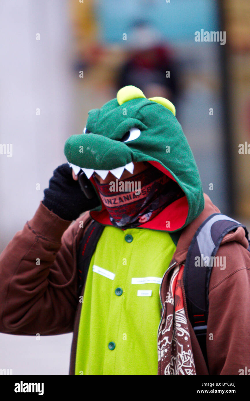 Demonstrant in einem Dinosaurier Kostüm zur Unterstützung "Sukey", eine Anti-Kettling-app, bei studentischen Protest gegen Studiengebühren Stockfoto