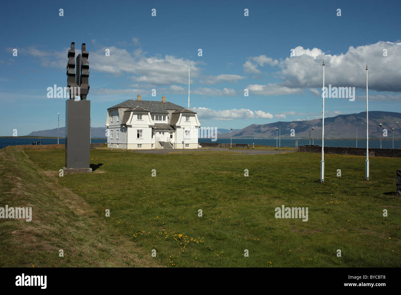 Hofdi oder Höfði House in Reykjavik Island, wo sich Präsident Ronald Reagan und Ministerpräsident Gorbatschow 1986 trafen, von Larry Mishkar/Dembinsky Photo Assoc Stockfoto