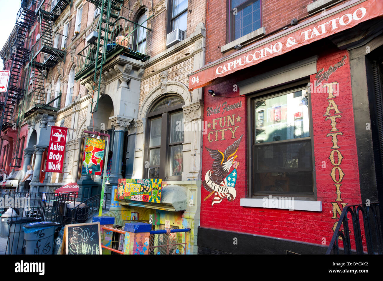 St Mark's Platz in der East Village, New York City, USA Stockfoto