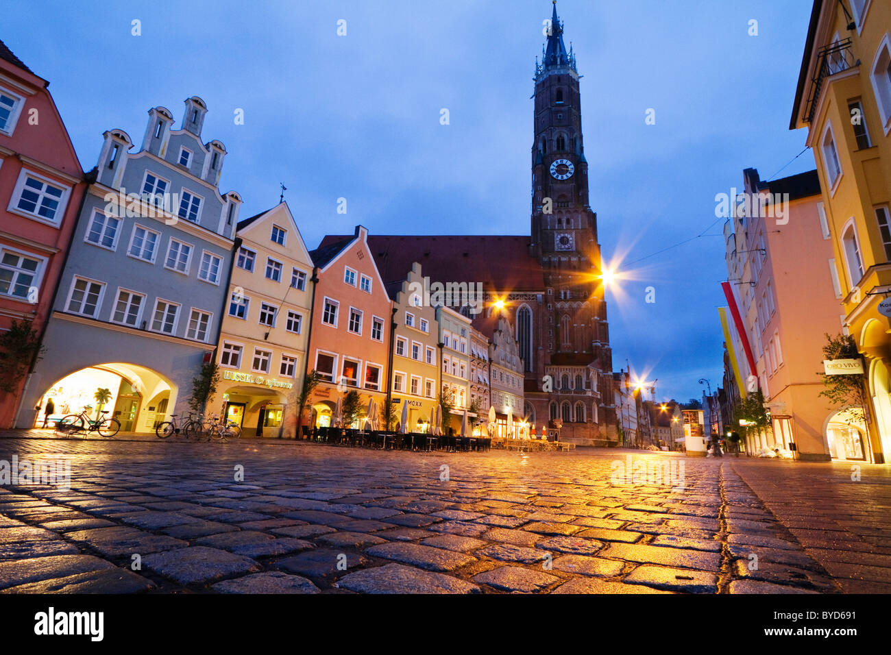 Altstadt von Landshut bei Dämmerung, untere Bayern, Bavaria, Germany, Europe Stockfoto