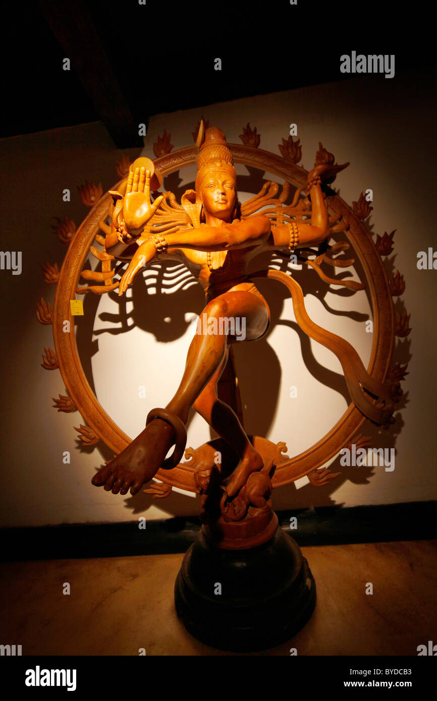 Abbildung einer Göttin gemacht aus Holz, Ochanathuruthu, Kerala, Indien, Asien Stockfoto