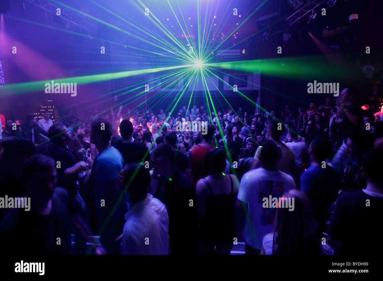 Laser-Show in einem Nachtclub, Mülheim-Kärlich, Rheinland-Pfalz, Deutschland, Europa Stockfoto