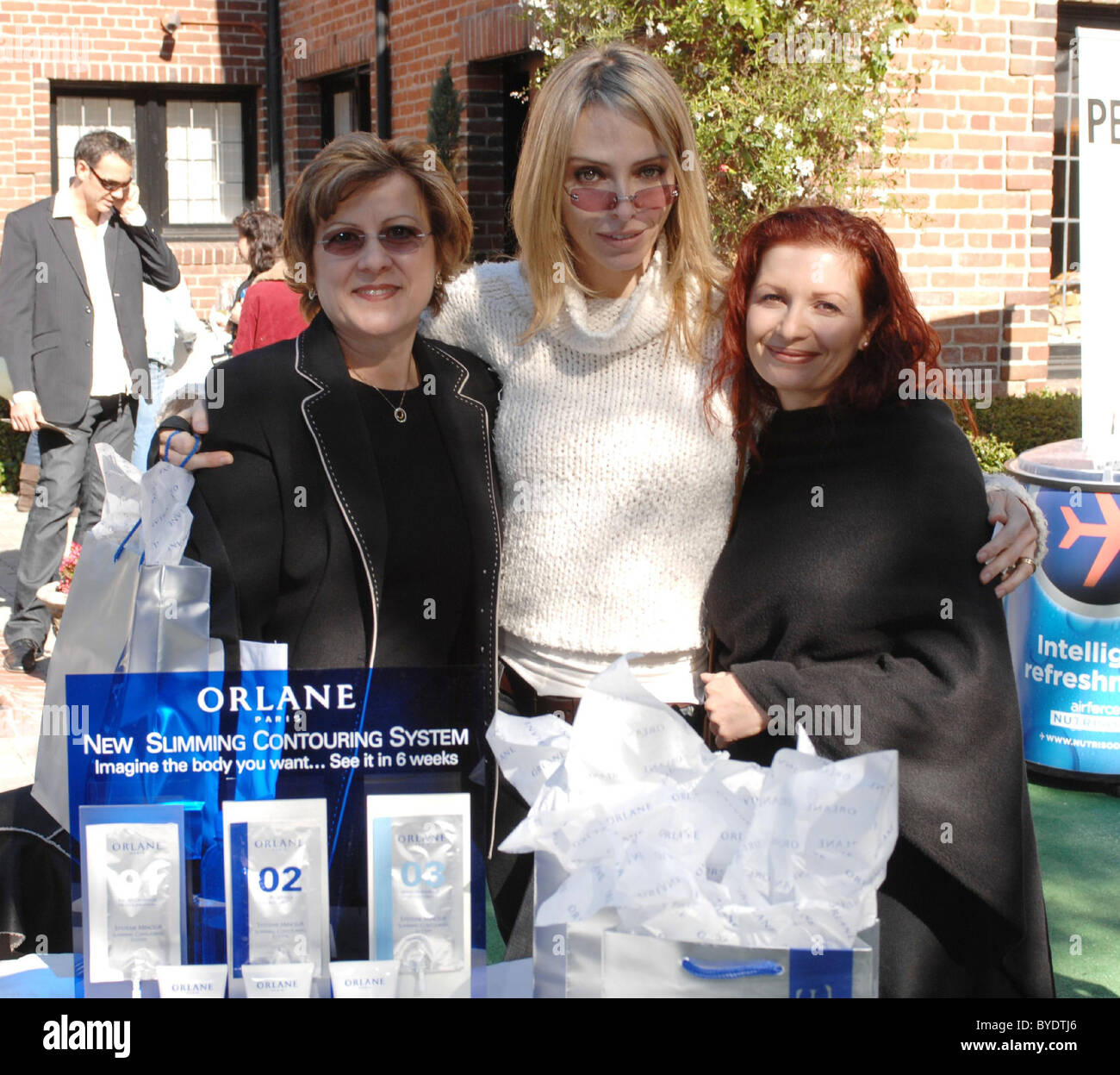 Tonya Kinzinger und Gäste präsentiert Showtime Netzwerk der 2007 Pre Golden Globes Geschenk Haus & Beauty Lounge in Verbindung mit Stockfoto