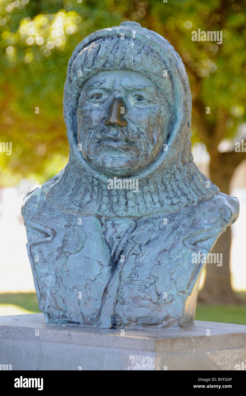 Büste von Commander Frank Arthur Worsley in Akaroa, seinem Geburtsort auf Südinsel, Neuseeland. Er nahm an der Shackleton-Rowett 1921-1922 Teil Stockfoto