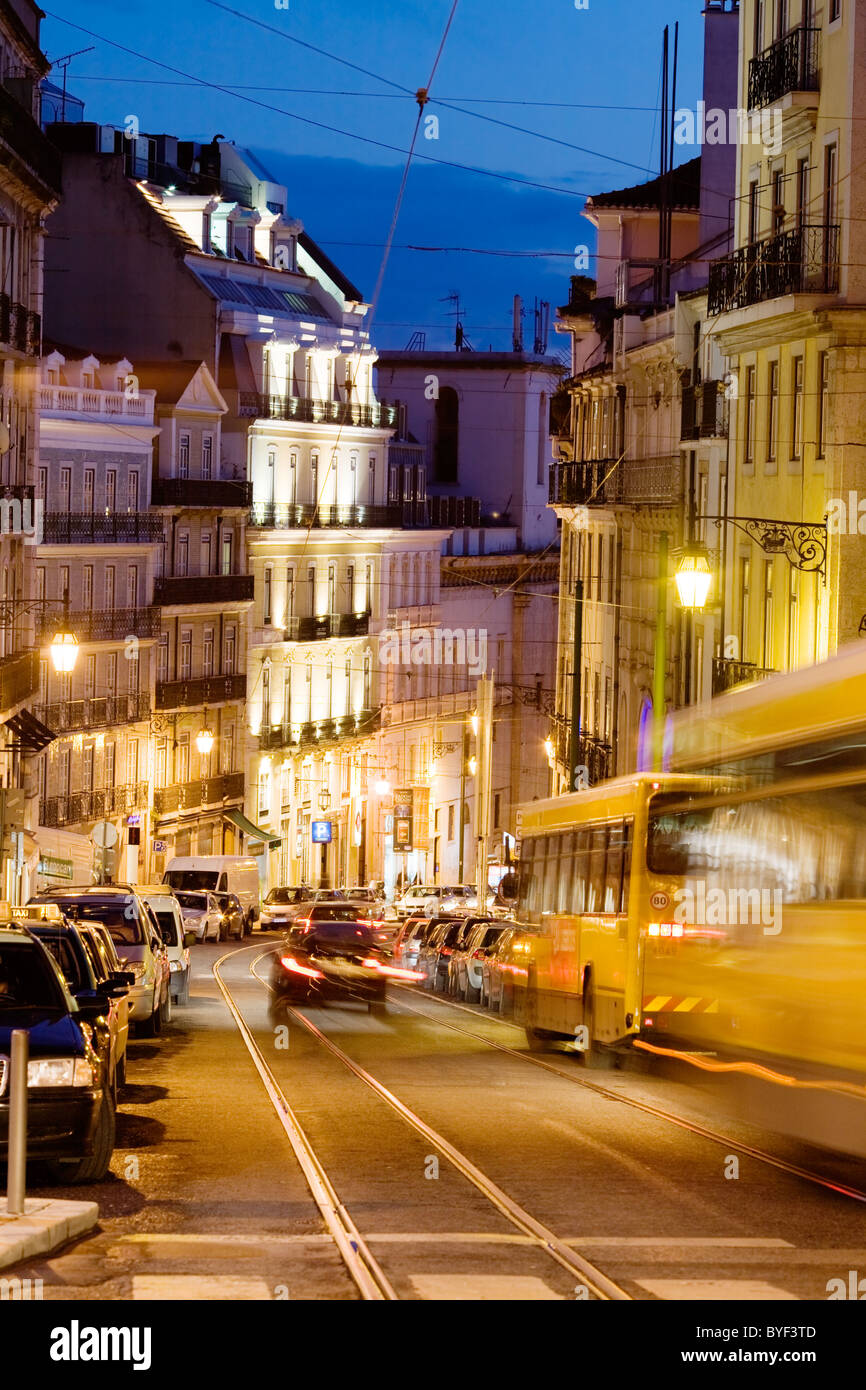 Belebten Straße in Lissabon, Portugal Stockfoto