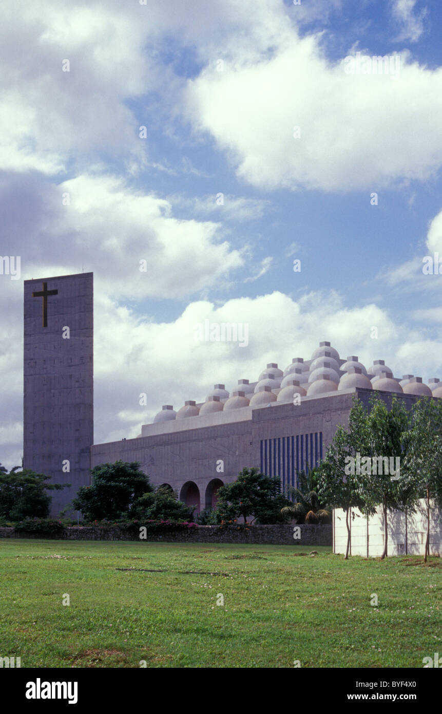 Catedral de la Inmaculada Concepcion de Maria oder Neue Kathedrale von Ricardo Legoretta, Managua, Nicaragua konzipiert Stockfoto