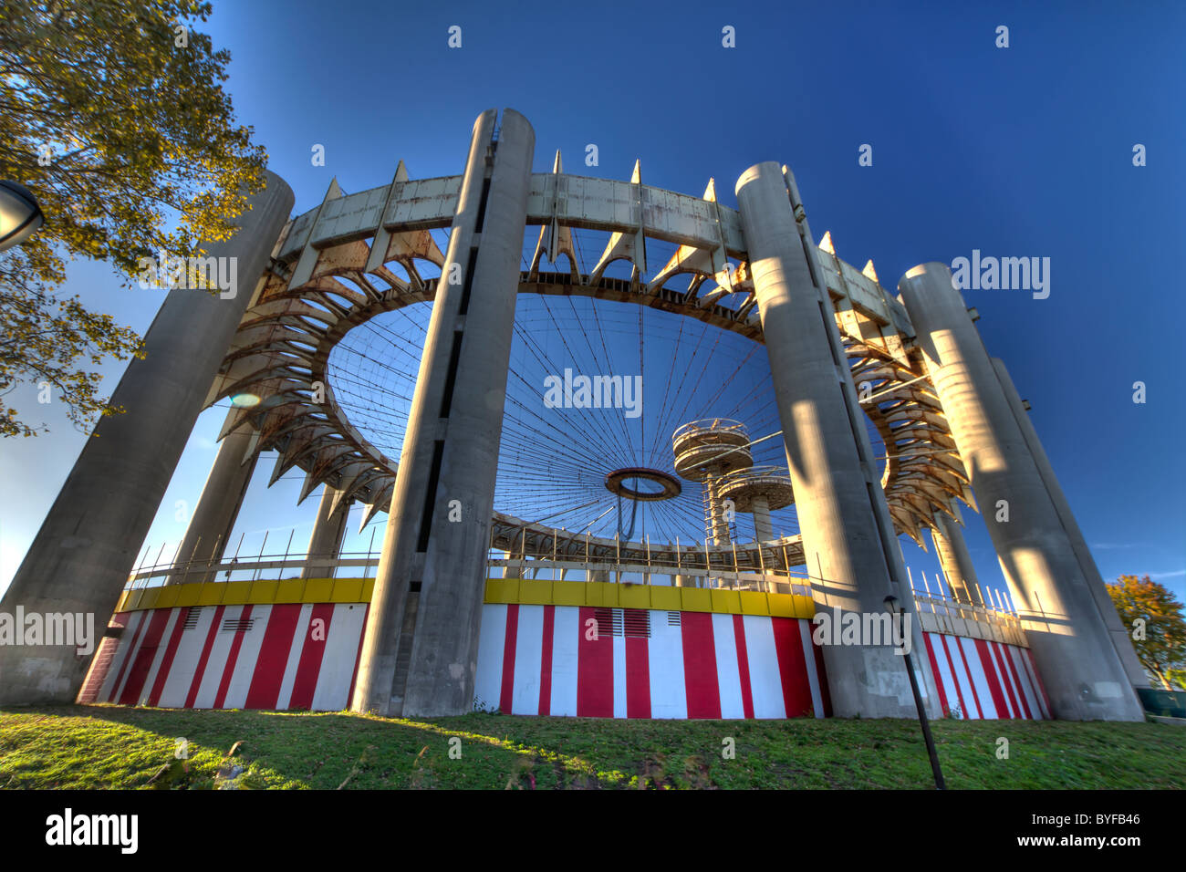 Der New York State Pavillon ist ein bröckelt Relikt von der Weltausstellung 1964 in Flushing Meadow Queens Stockfoto