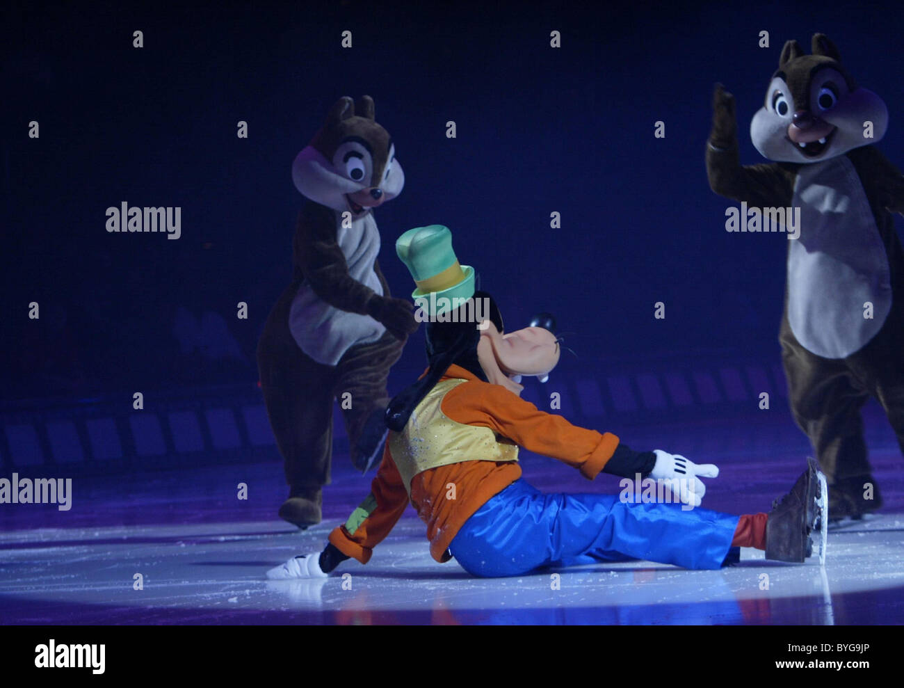 Chip, Dale und Goofy "Disney on Ice", bei dem Verizon Center Washington DC, USA - 18.02.07 Stockfoto